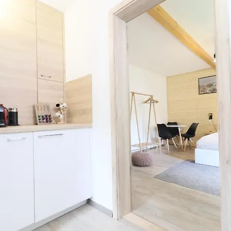 Adel Homestay szállás *