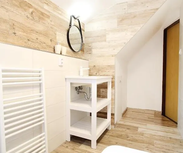 Adel 홈스테이 체스키크룸로프